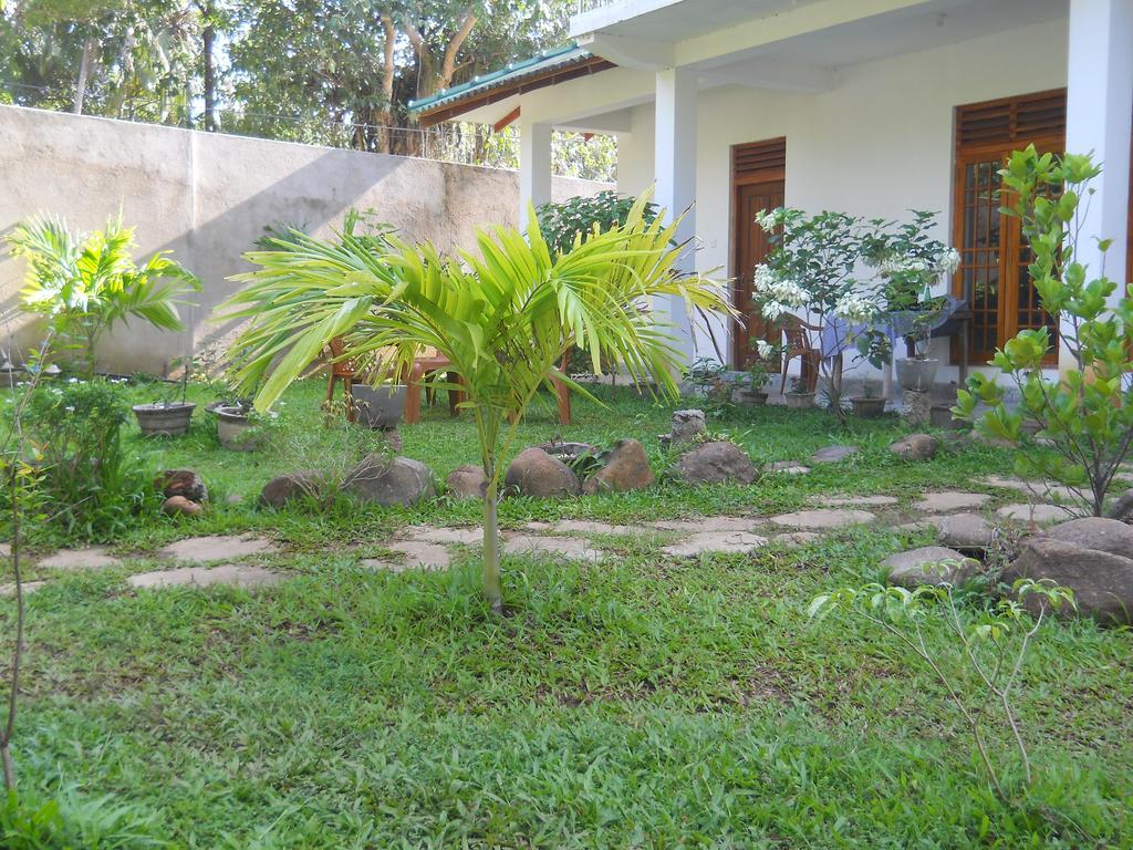 Sunset Tourist Home Polonnaruwa Eksteriør bilde